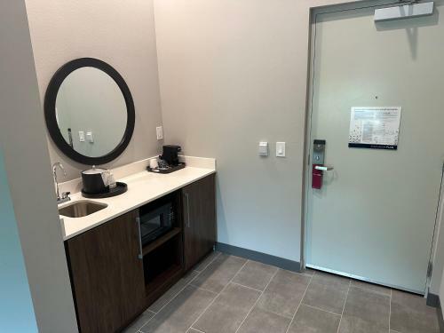 Hotel Hampton Inn & Suites Ruskin I-75, Fl