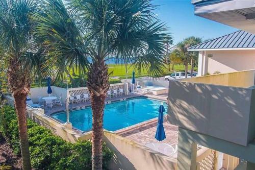 Apartamento Bay View, Studio206, Beach Steps Away! Pool+wifi