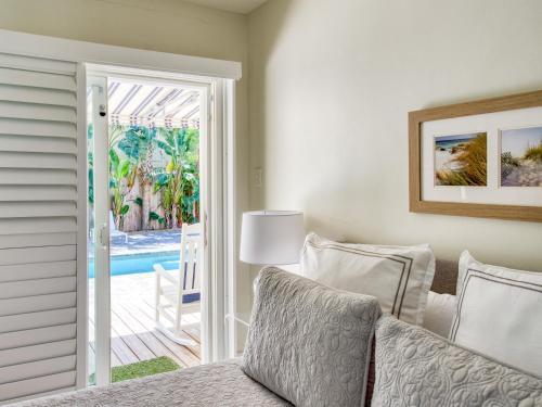 ?anastasia Lodge Cabana? Beach & Pool Oasis Home