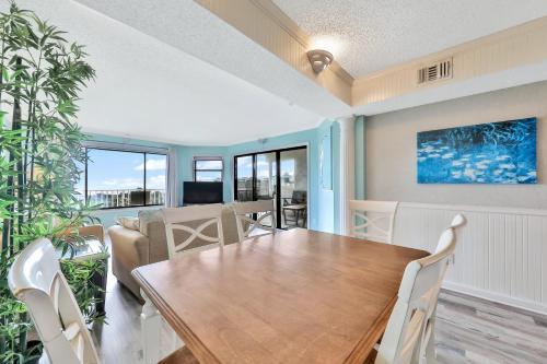 Colony Reef Condo Oceanfront Dream
