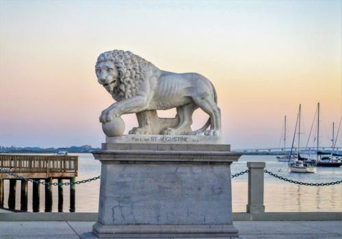 Sunset Charm In Downtown St Augustine