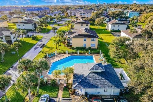 Clipper Cabana Beachwalk Condo