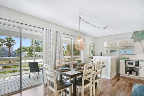 Blue Oasis, Canal Front Home With Dock, Fire Pit, Porches And Walk To Beach
