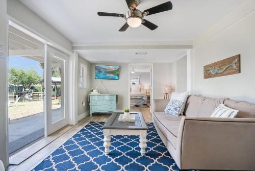 Blue Oasis, Canal Front Home With Dock, Fire Pit, Porches And Walk To Beach