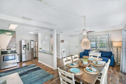 Blue Oasis, Canal Front Home With Dock, Fire Pit, Porches And Walk To Beach
