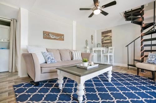 Blue Oasis, Canal Front Home With Dock, Fire Pit, Porches And Walk To Beach
