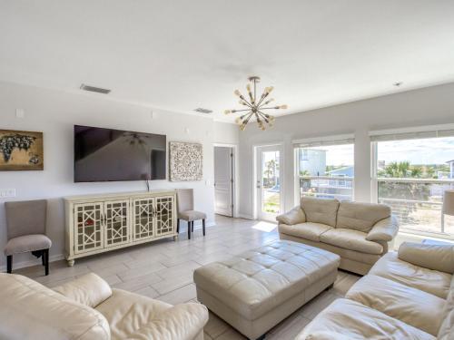 New Listing! Atlantic Dream With Pool - Steps To Beach Home