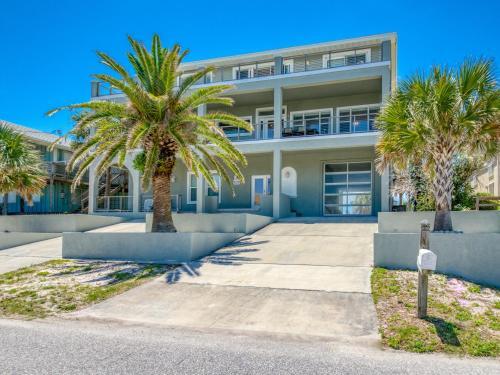 New Listing! Atlantic Dream With Pool - Steps To Beach Home