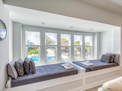 New Listing! Atlantic Dream With Pool - Steps To Beach Home