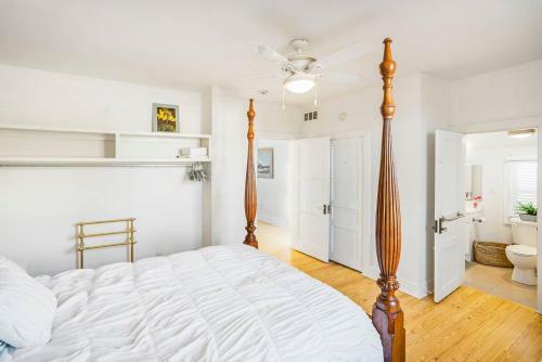 Beach Cottage! 100 Steps To The Sand, Pets Ok, Private Deck!