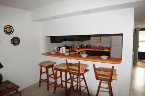 Apartamento Pelican Inlet C218 Condo