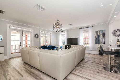 20 Hypolita - Luxury Downtown Apartment