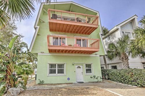 Bright St Augustine Home - Walk To Crescent Beach