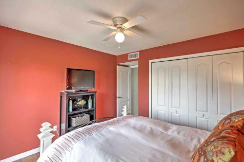 Bright St Augustine Home - Walk To Crescent Beach