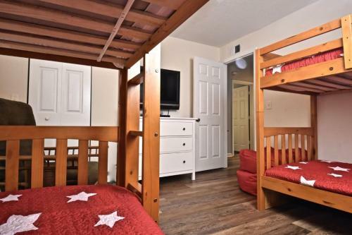 Apartamento Modern And Beachy Second Floor Walk To Beach