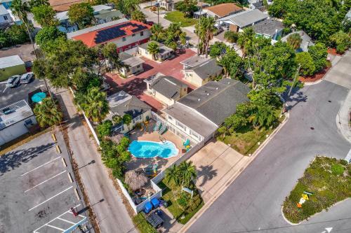The Cottages At Madeira Beach/octopus