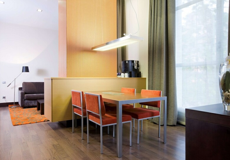 Hotel NH Valencia Center