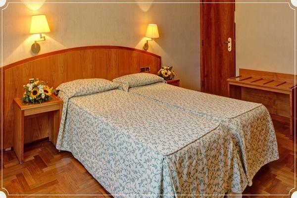 Hotel Minotel Corot(.)