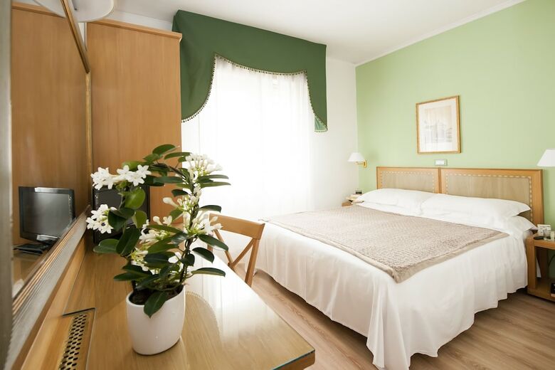 Hotel Touring