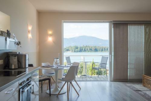 Lakeside Apartments - Adults Only