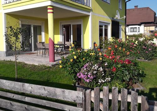 Apartments Steger