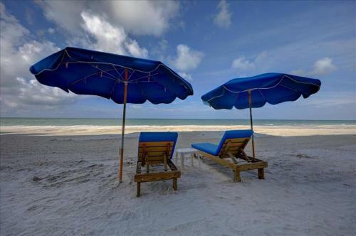 #266 The Tides Beach Club