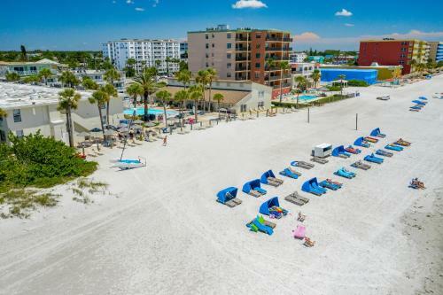 Hotel Grand Shores West