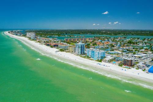Hotel Grand Shores West