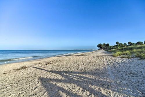 Apartamento Idyllic Pass-a-grille Studio, Walk To Beach!
