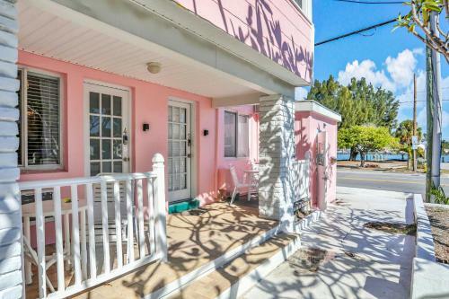 Motel Two Mermaids Resort