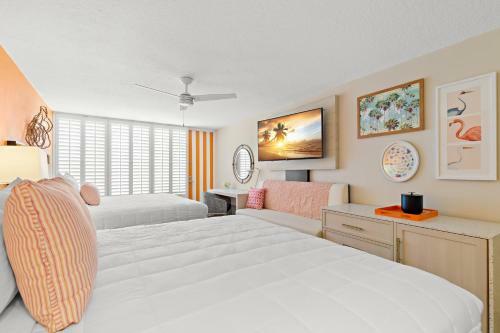 Hotel Bellwether Beach Resort
