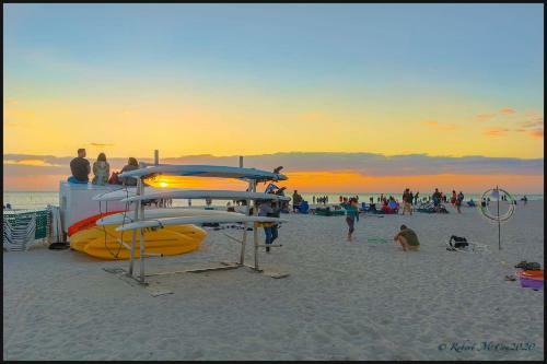 Affordable Beach Condos -three Bed 3 Bath House Home