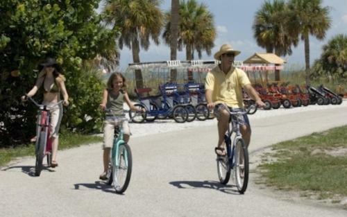 Affordable Beach Condos -three Bed 3 Bath House Home