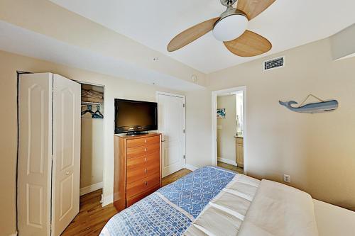 Apartamento Latitude Adjustment - Pool, Hot Tub, Walk To Beach Condo