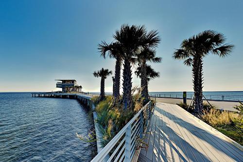Apartamento Latitude Adjustment - Pool, Hot Tub, Walk To Beach Condo