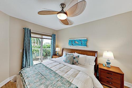Apartamento Latitude Adjustment - Pool, Hot Tub, Walk To Beach Condo