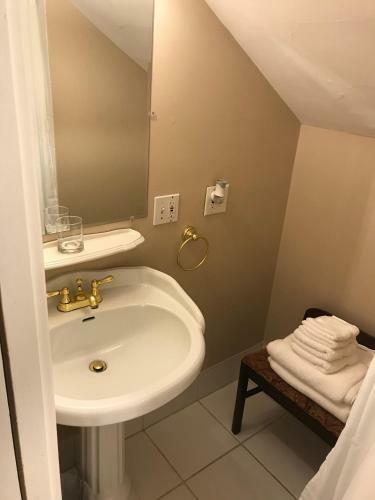 Bed & Breakfast Bay Street Inn