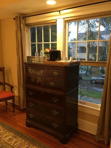 Bed & Breakfast Bay Street Inn