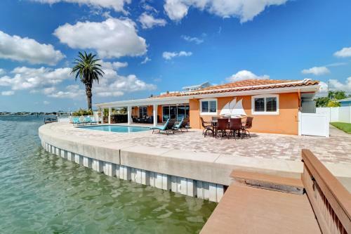 New Listing! Modern Retreat With Private Pool & Dock Home