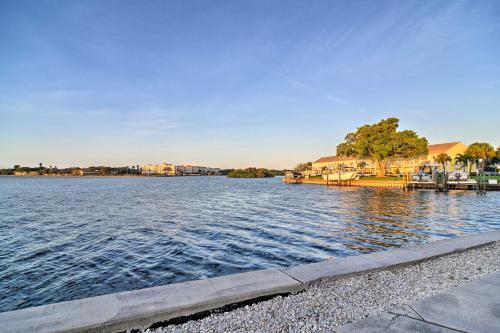 Apartamento Bayfront Condo 3mi To Downtown St Petersburg