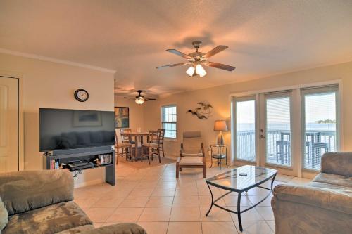 Apartamento Bayfront Condo 3mi To Downtown St Petersburg