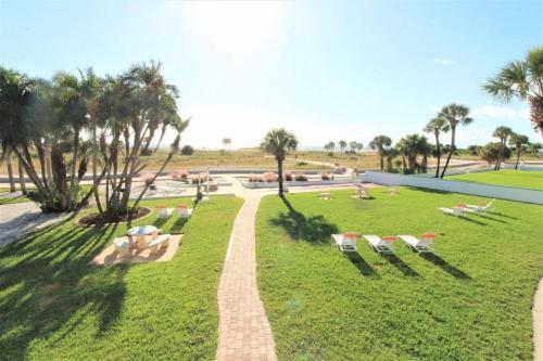 Apartamento Tropic Terrace #29 - Beachfront Rental Apts