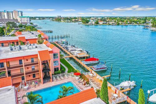 Boca Shores