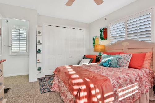 Sol Mate Beach Cottage