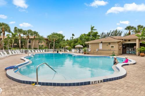Blind Pass Condo F204 On Beautiful Sanibel Island
