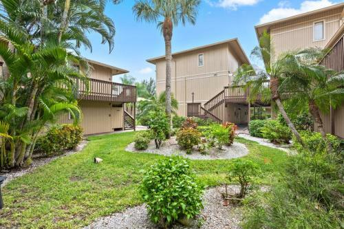 Blind Pass Condo F204 On Beautiful Sanibel Island
