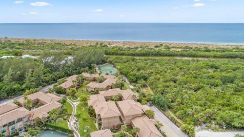 Blind Pass Condo F204 On Beautiful Sanibel Island