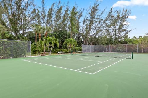 Blind Pass Condo F204 On Beautiful Sanibel Island
