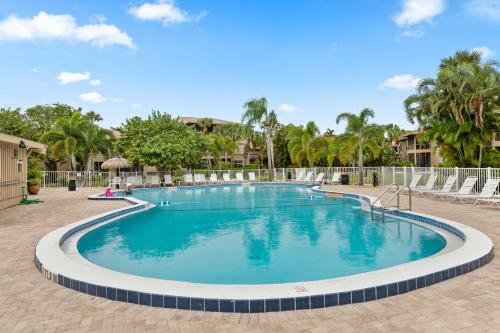 Blind Pass Condo F204 On Beautiful Sanibel Island