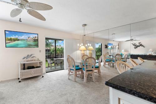 Blind Pass Condo F204 On Beautiful Sanibel Island